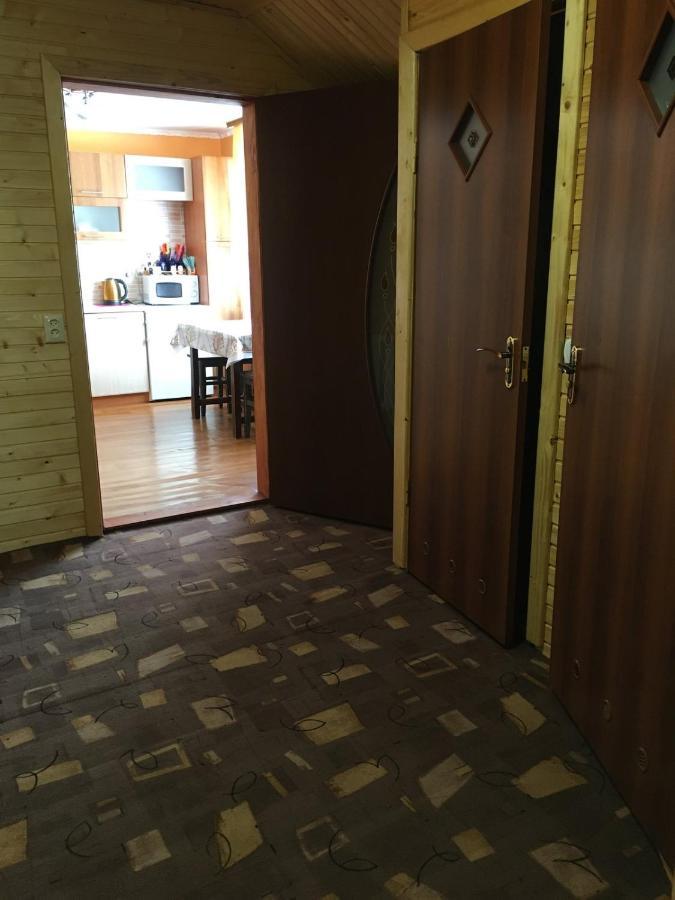 У Ондраша Apartment Yasinya Exterior photo